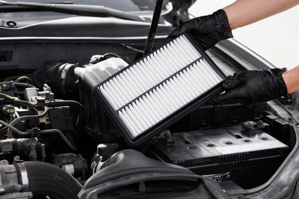 Ford air filter maintenance